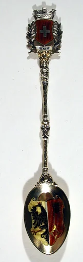 Souvenir spoon