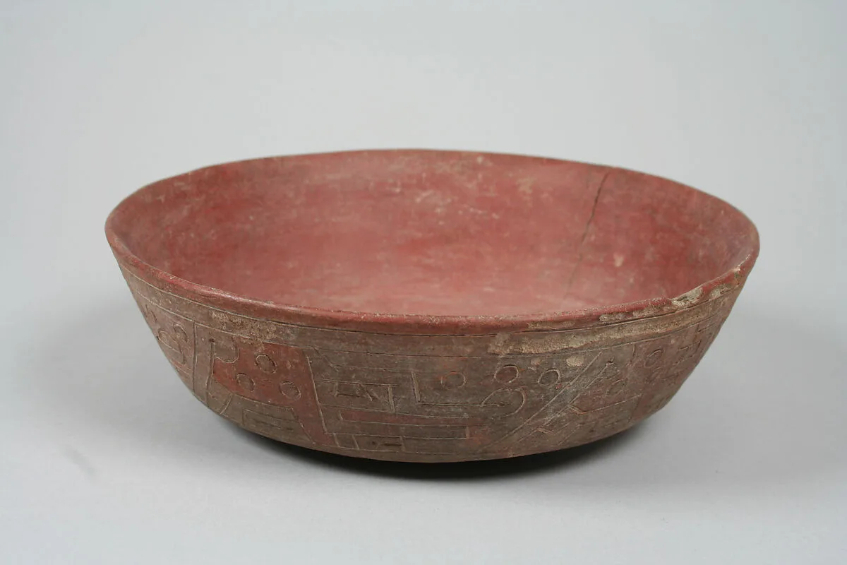 Incised bowl with fox motif — Unknown