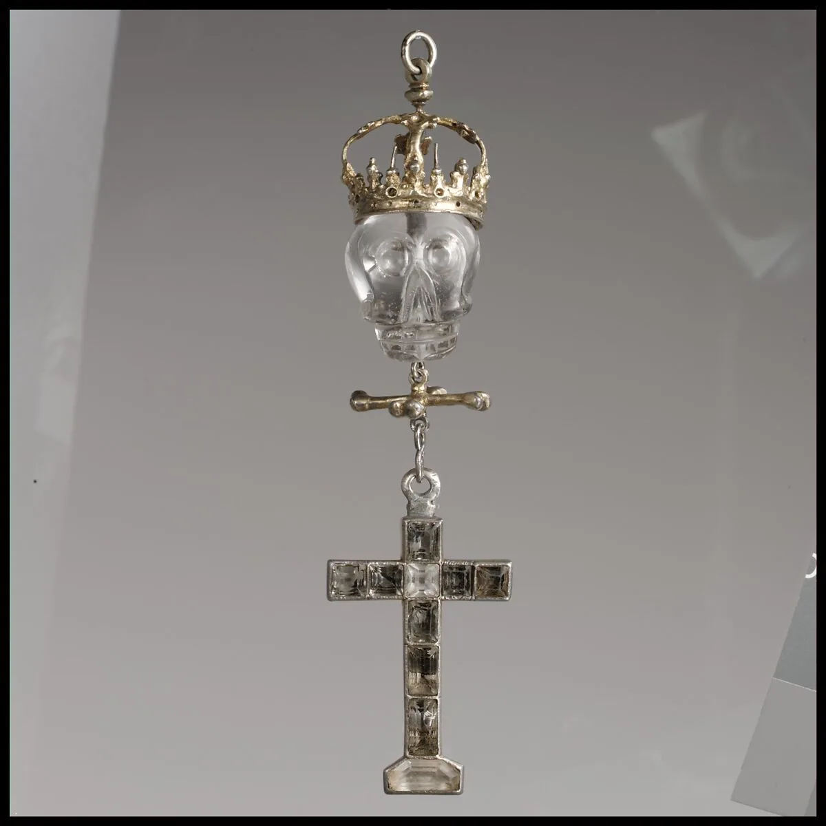 Pendant of a rosary — Unknown