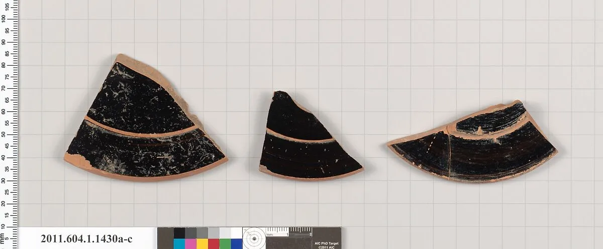 Terracotta fragments of kylikes (drinking cups) — Unknown