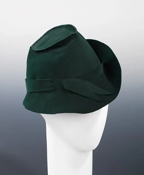 Hat — Jeanne Baron