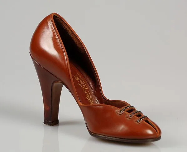Pumps — Andrew Geller, Inc.