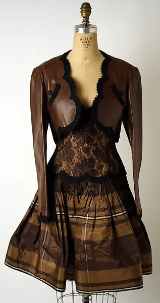 Ensemble — Geoffrey Beene
