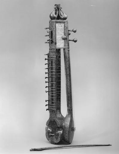 Sūr pyār (Compound Sitar, Tambura, Esraj)