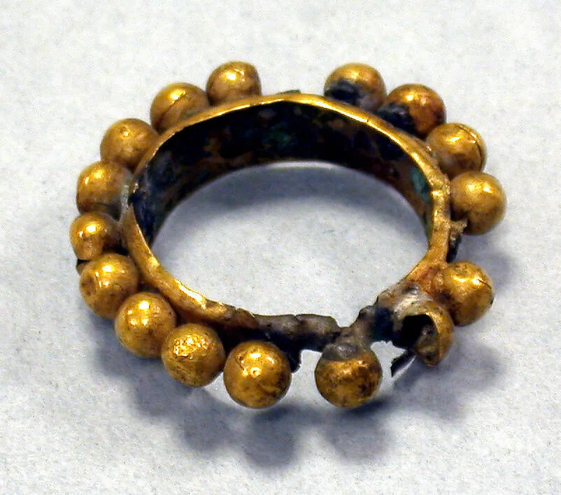 Hammered Gold Band with Bells — Unknown