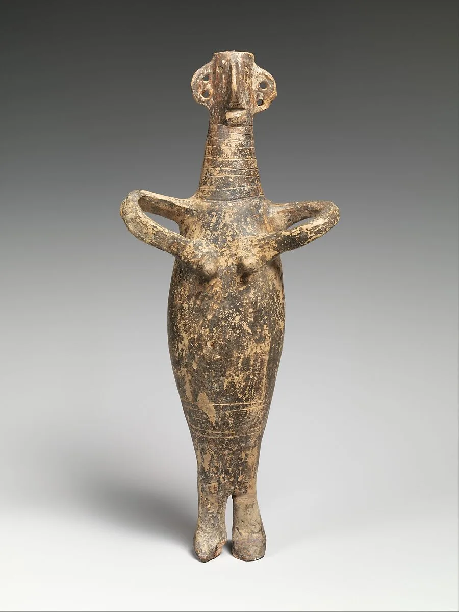 Terracotta statuette of a woman — Unknown