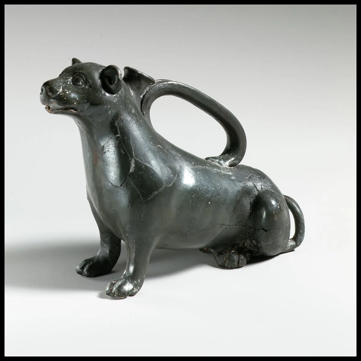 Terracotta askos in the form of a weasel — Unknown