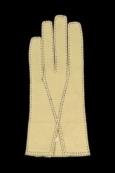 Gloves — Bonnie Cashin|Crescendoe Gloves, Inc.