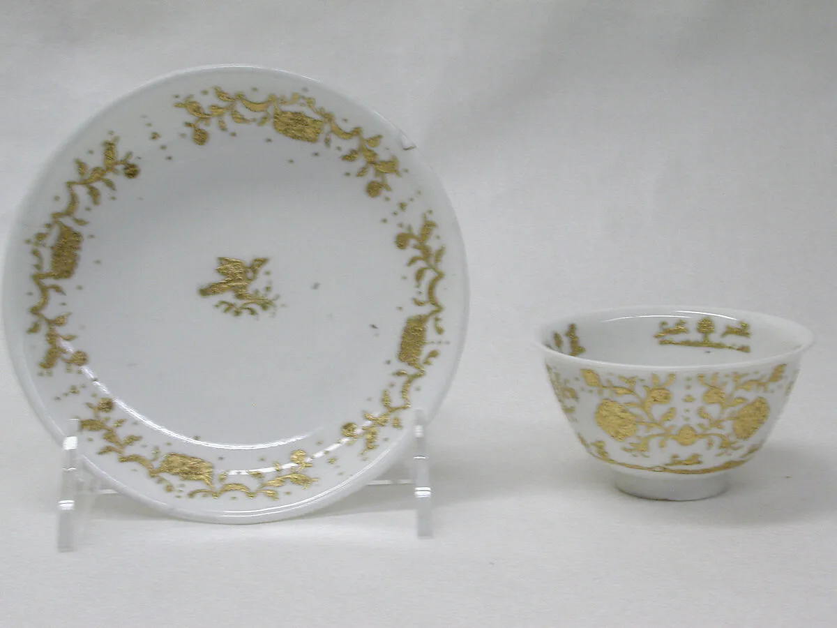 Saucer (1 of 6) (part of a service) — Meissen Manufactory