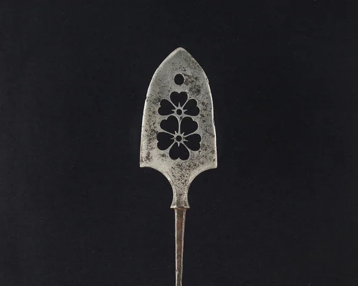 Arrowhead (<i>Yanone</i>)