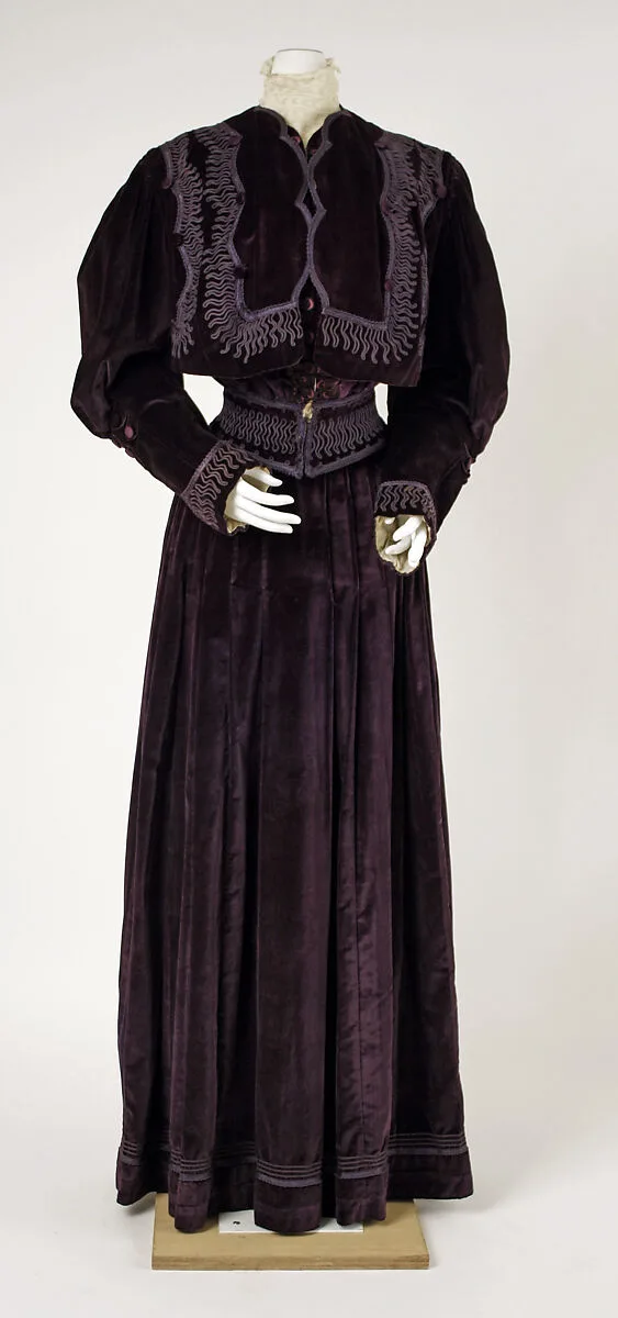 Afternoon suit — House of Worth