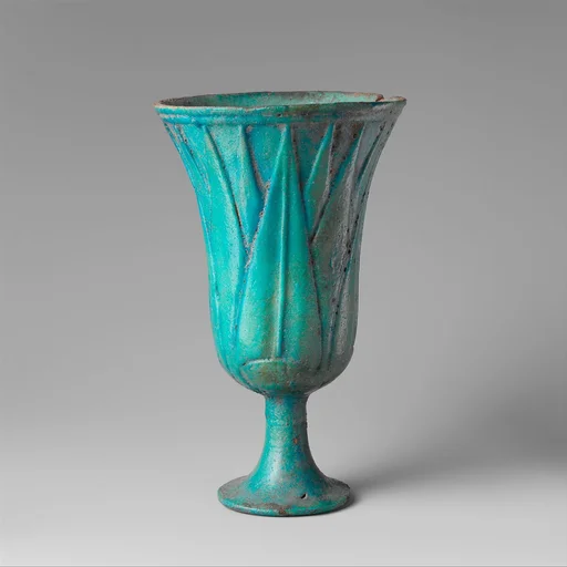 Lotiform Cup