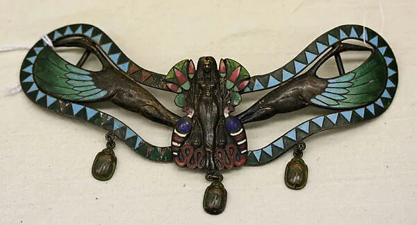 Belt buckle — Unknown