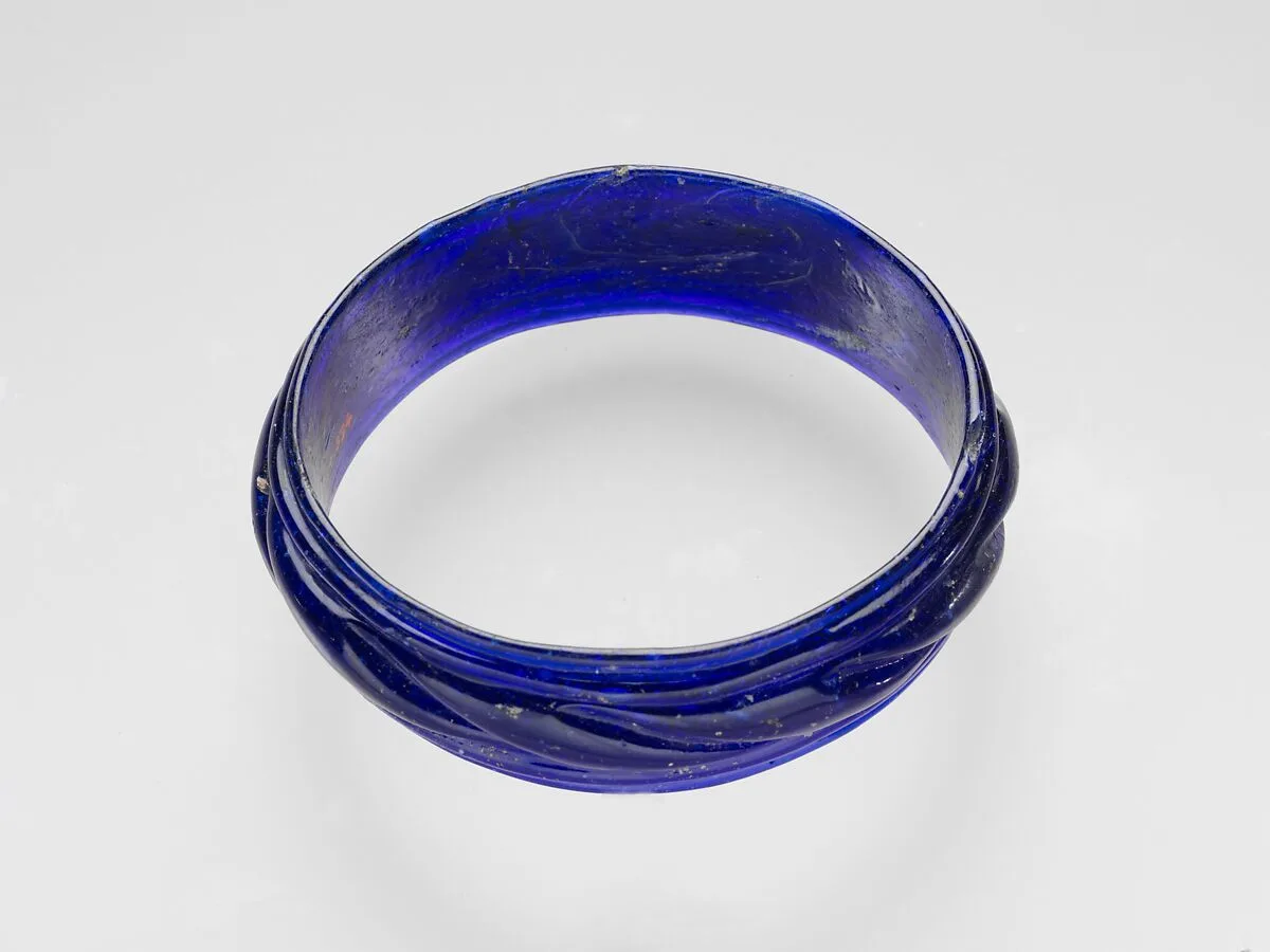 Glass bracelet — Unknown