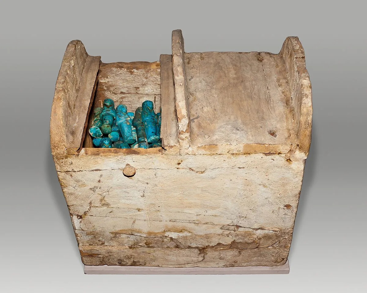Shabti Box of Henettawy (C), Daughter of Isetemkheb — Unknown