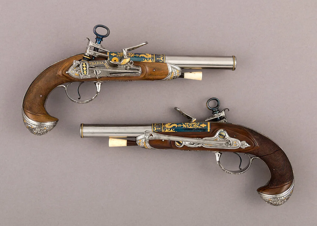Pair of Pistols with Flintlocks a Las Tres Modas — Workshop of the Ybarzabel family