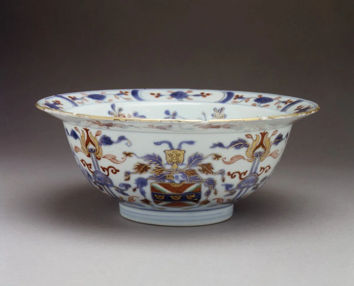 Bowl with coat of arms of the Horsmanden family — Unknown