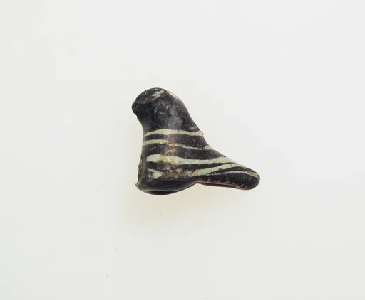 Glass pendant in the form of a bird