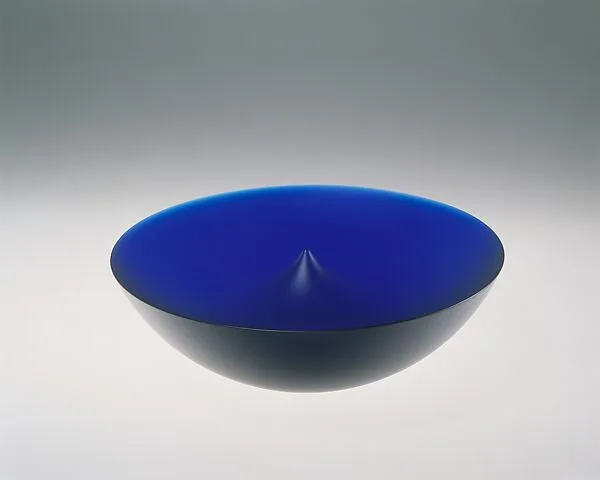 Bowl — Frantisek Vízner