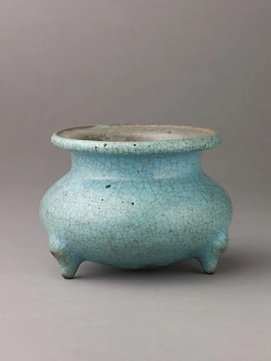 Small incense burner, 'Ma Jun' or 'Soft Jun' ware