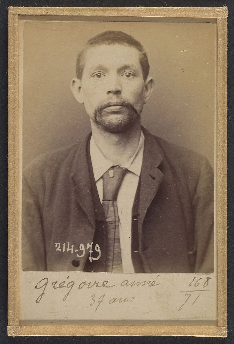 Grégoire. Aimé, Paul. 36 ans, né à Bruxelles (Belgique). Accordeur de piano. Anarchiste. 2/3/94. — Alphonse Bertillon