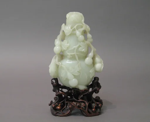 清晚期 葫蘆式玉瓶|Bottle in the shape of a gourd