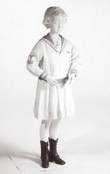 Dress — Peter Thomson