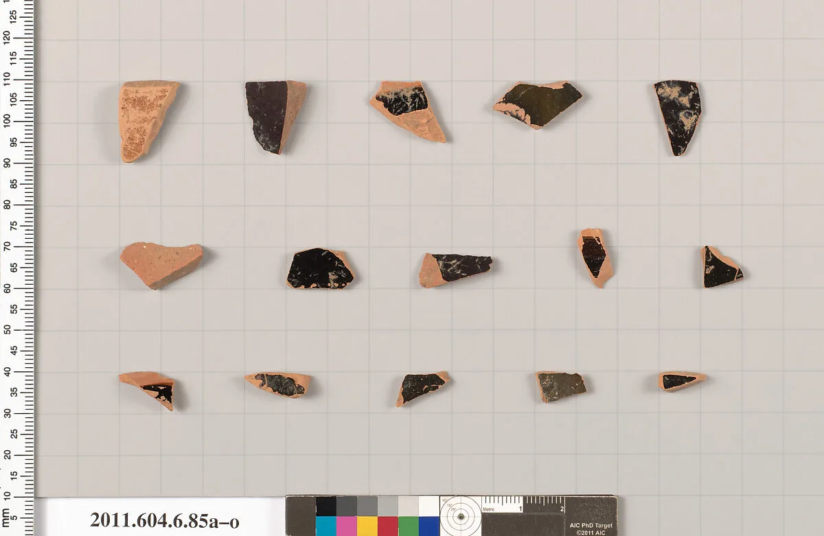 Terracotta fragments of undetermined shapes — Unknown