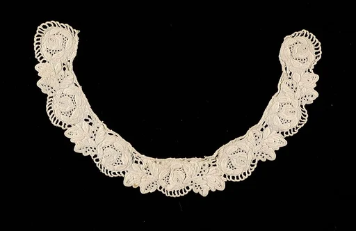 Collar