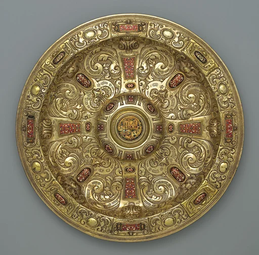 Dish (salver or basin)