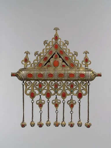 Amulet Holder