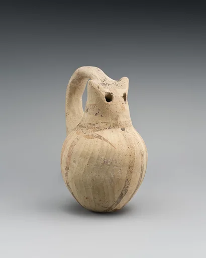 Terracotta rattle (?) in the form of an owl
