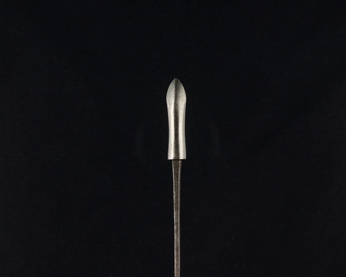 Arrowhead (<i>Yanone</i>) — Unknown