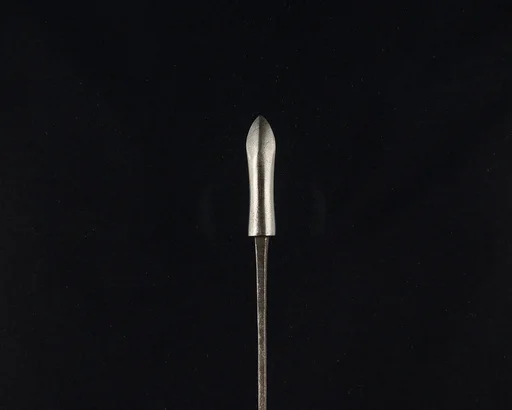 Arrowhead (<i>Yanone</i>)