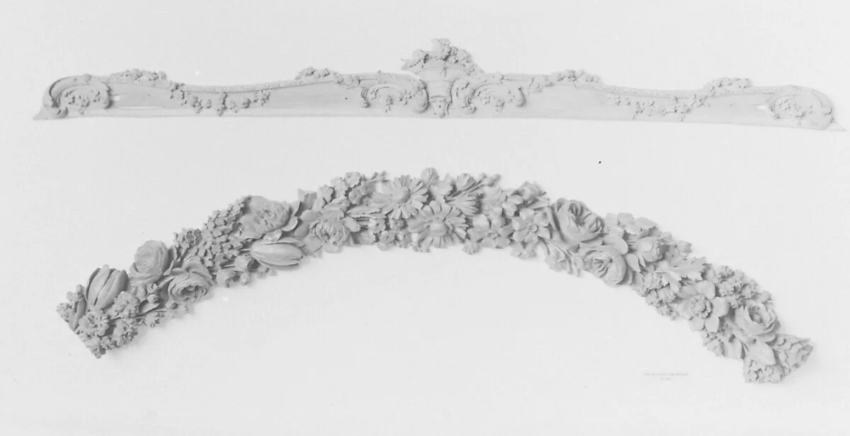 Pair of garlands — Unknown