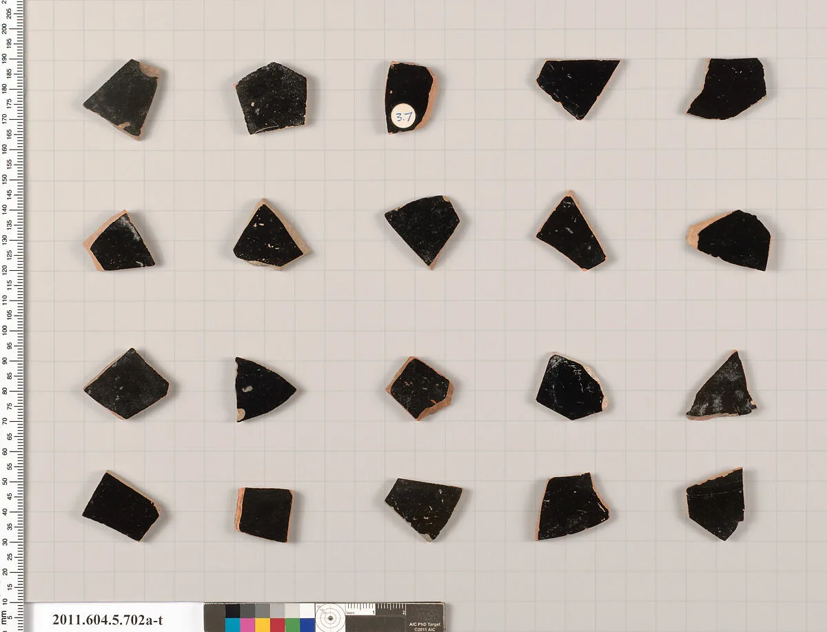 Terracotta fragments of kylikes (drinking cups) — Unknown