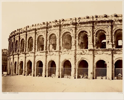 Nîmes, Amphithéâtre