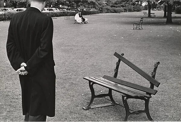 Broken Bench, Long Island — André Kertész