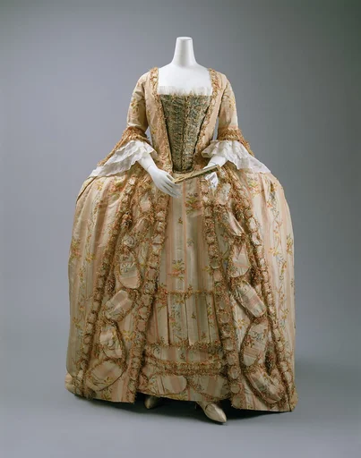 Robe à la Française