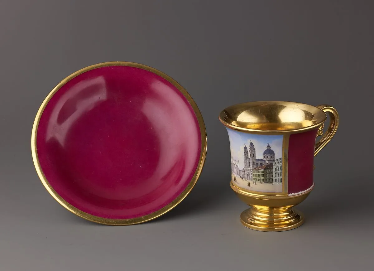 Cup (with a view of the Odeonsplatz, Munich) and saucer — Unknown