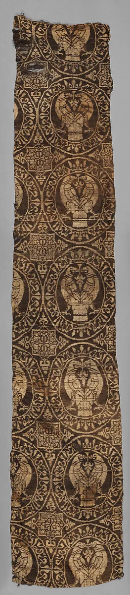 Lampas Fragment and Case — Unknown