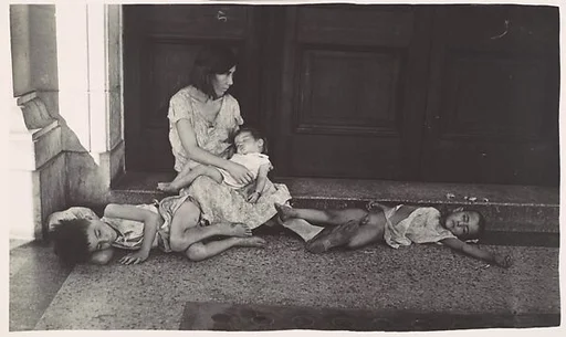[Mother and Children in Doorway, Havana]