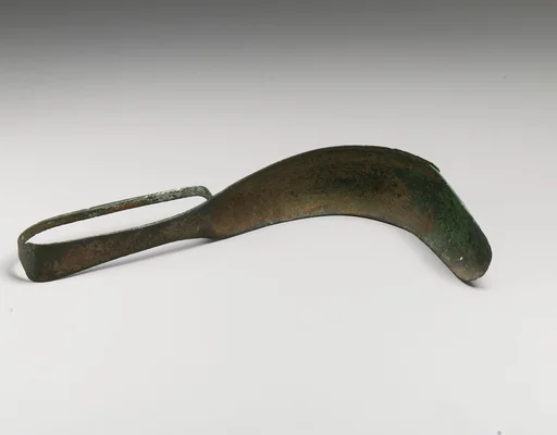 Bronze strigil (scraper)