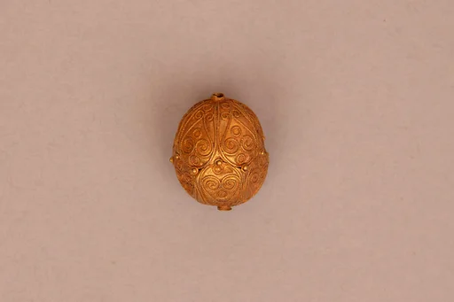 Bead