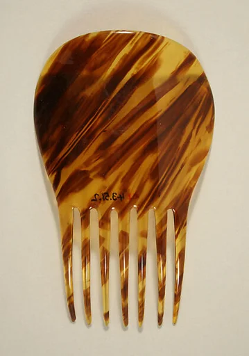 Comb