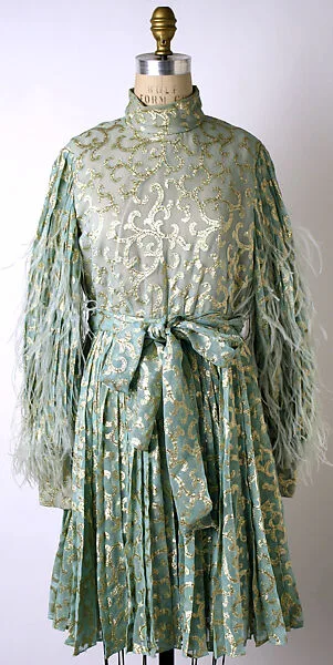 Evening dress — Oscar de la Renta|Oscar de la Renta, LLC.