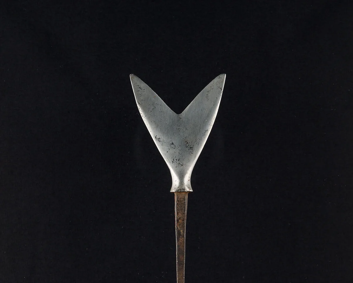 Arrowhead (<i>Yanone</i>) — Unknown
