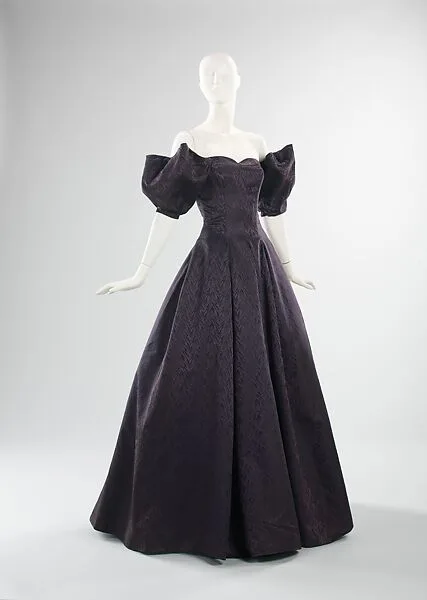 Evening dress — Valentina