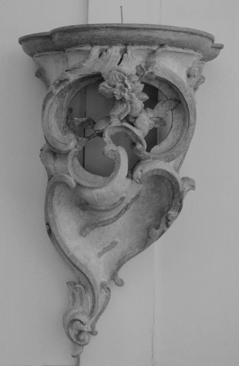 Pair of wall brackets — Unknown