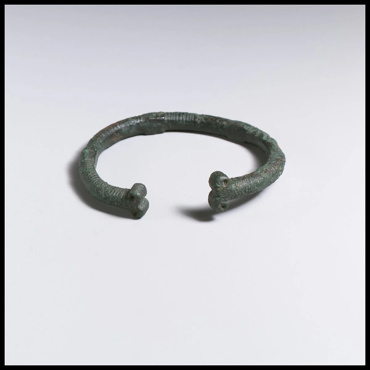 Bronze bracelet — Unknown